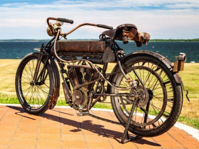 1909 Curtiss V-Twin "Roadster"