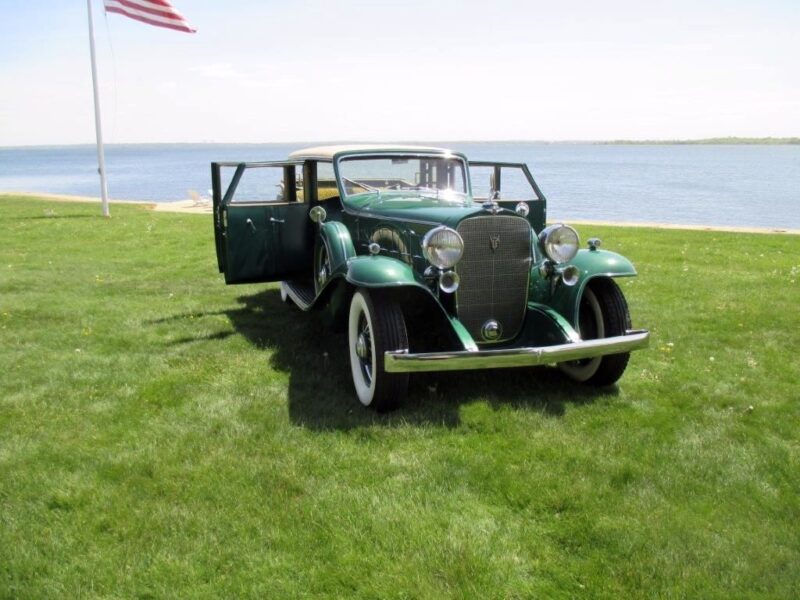 1932 Cadillac V-16 Imperial Cabriolet Madame X Model 5155-C