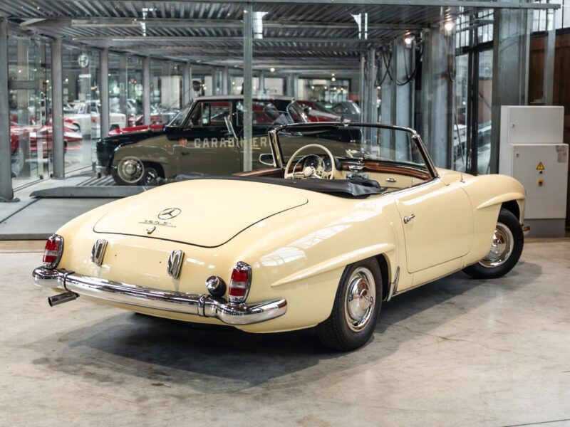 1955 MERCEDES-BENZ 190