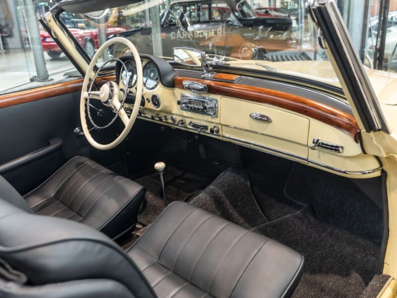 1955 MERCEDES-BENZ 190