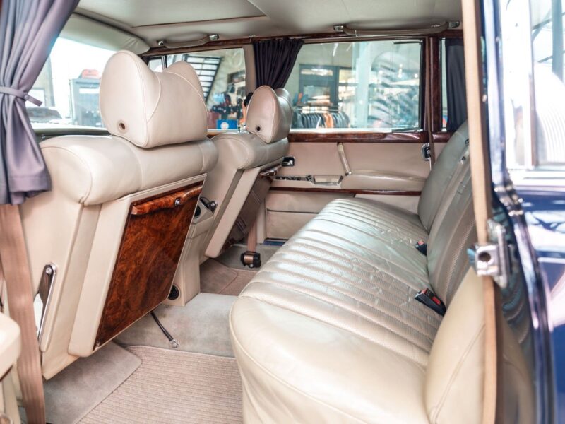 MERCEDES-BENZ 600