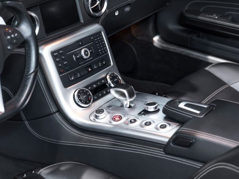 MERCEDES-BENZ SLS AMG
