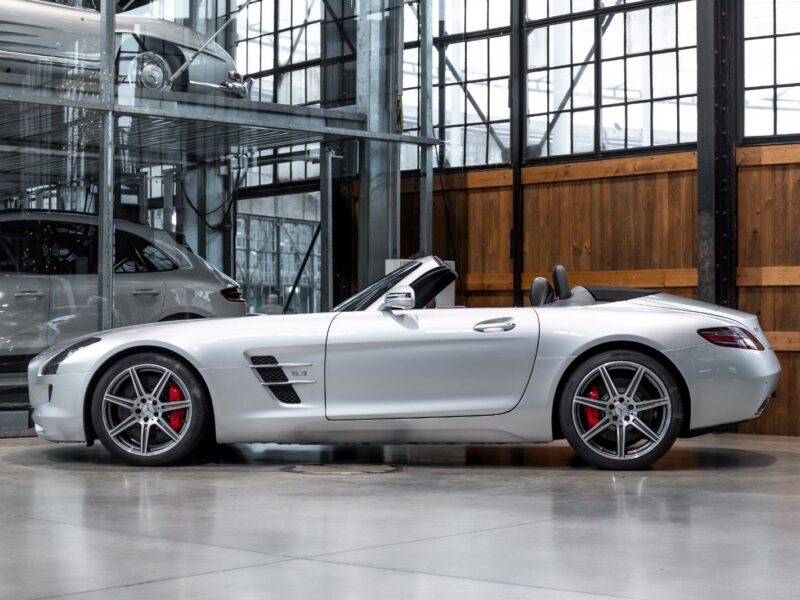 MERCEDES-BENZ SLS AMG