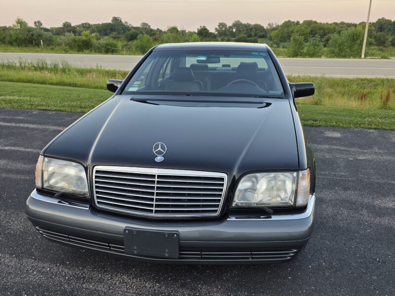 1995 Mercedes-Benz S600 V12